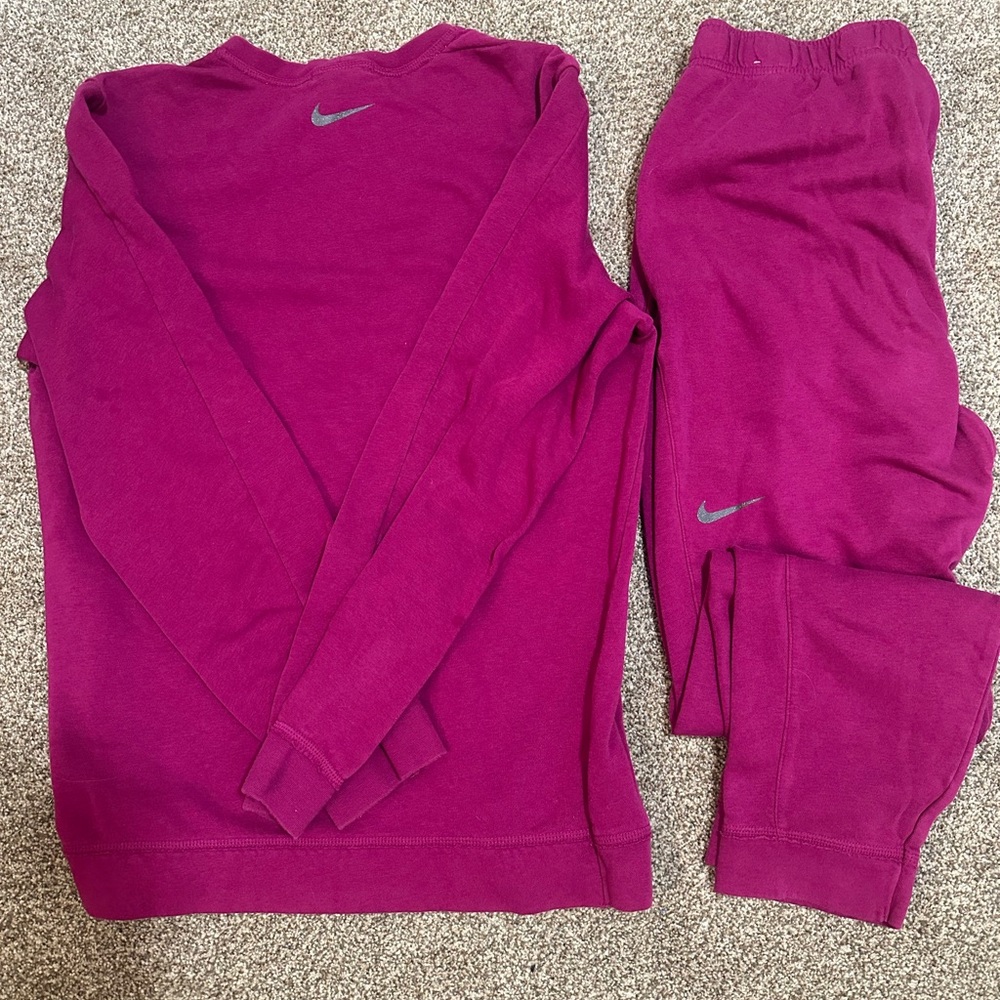 Nike Yoga Sweats outfit